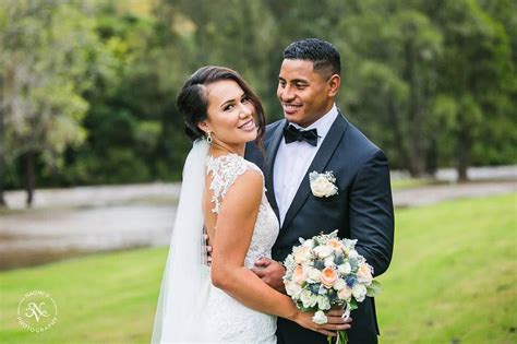 Love Gorgeous Brides Of Brisbane Real Bride Shanice Looking Flawless