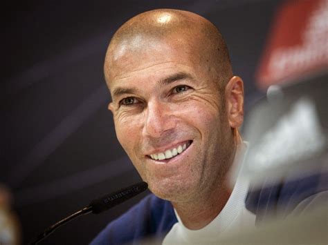 Zinedine Zidane Alerte à La Bombe Son Fils Luca Lui Vole La Vedette Et Dévoile Son Corps D