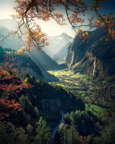 Max Rive 在 Instagram 上发布：“the First Colors Of Autumn In Lauterbrunnen