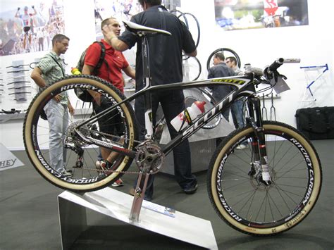 Feb 17, 2021 · nino schurter's bike for 2021 is a fresh change from the neons and bright colors of the past. https://www.google.es/blank.html | Mens mountain bike ...