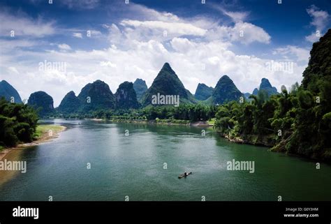 Li River And Karst Rock Formations Yangshuo Guangxi China Stock