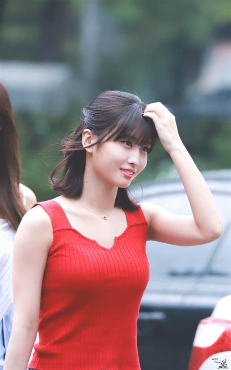 Twice Momo 180629 Kbs Music Bank 20th Anniversary Special Extended Play