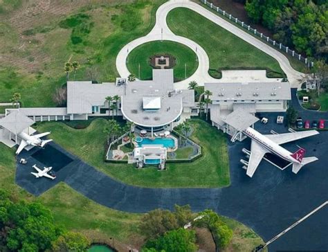 Youtube star unspeakable visits john's home and launches an extreme game of hide and seek! John Travolta's House Is an Airport!