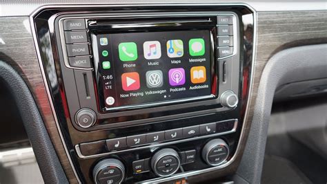 It may also be difficult to answer a cell phone and stay in contact when traveling. Apple CarPlay Must-Have Apps - YouTube