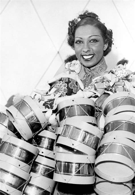 Between the ages of 8 and 10 she was out of school, helping to support her family. Josephine Baker | Radio Star | Old Time Radio Downloads