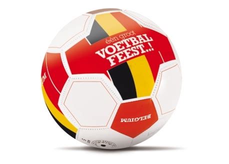 Heel belgië spreekt over koen persoons en zijn lichaamstransformatie: Voetbal Belgie | LT16343_BE | Belgian-merchandising.be