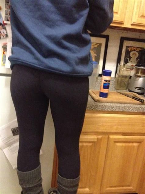 Whats Not To Love About Yoga Pants Part 7 60 Pics