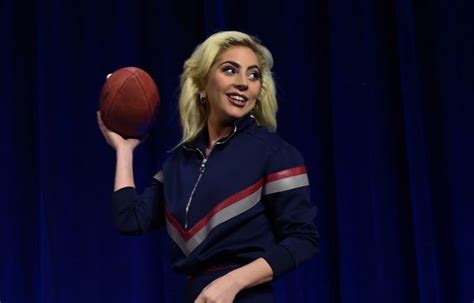 Lady Gaga Super Bowlda Sahne Alacak Esquire