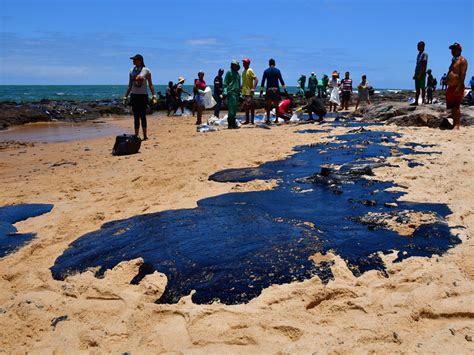 Brazils Oil Spill Is A Mystery So Scientists Try Oil Forensics Eos