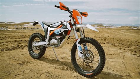 Can you make it all the way to the finish line on each one of these wickedly awesome race tracks? 2020 KTM Freeride E-XC Off-Road | Electric Dirt Bike - YouTube