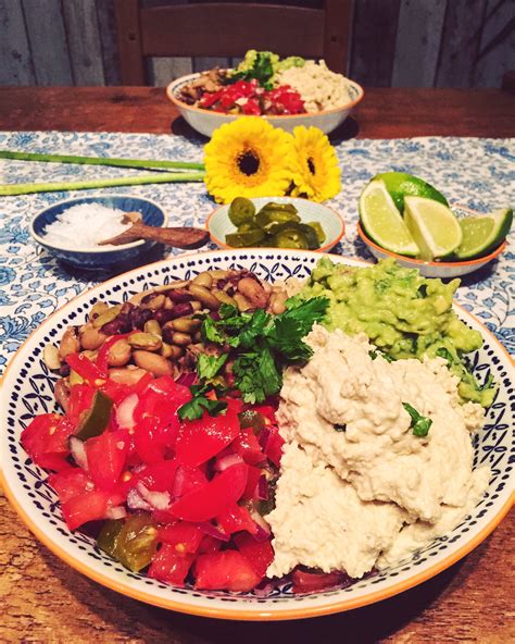 Sara Oneill Artist 🐚 On Twitter Last Nights Dinner Deliciouslyella Mexicanbowl 🙌🏻 I Want