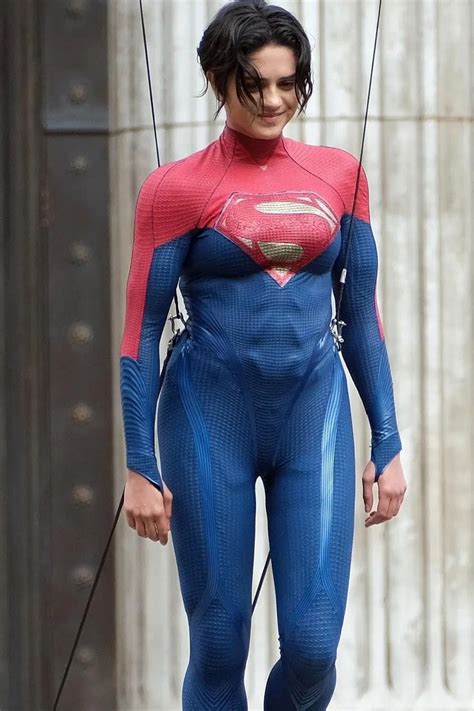 First Look At Sasha Calle As Supergirl On The Set Of The Flash Dceu