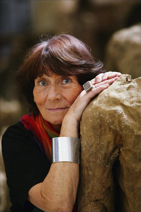 Magdalena Abakanowicz Sculptor Of Brooding Forms Dies At 86 Published