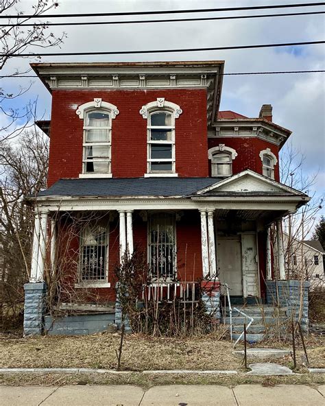 Itap Of An Abandoned House In Dayton Ohio Build In 1881