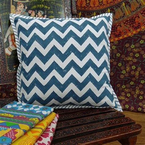 blue and white hand block print cotton cushion cover size 16 16 at rs 150 piece in jaipur