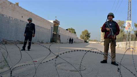 33 Pakistani Taliban Militants Killed After Holding Prison Hostage
