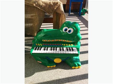 Free Little Tikes Crocodile Piano Saanich Victoria