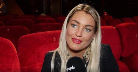 Elle a des origines hollandaise. Aurélie Dotremont (LPDL5) dévoile son nouveau nez après ...