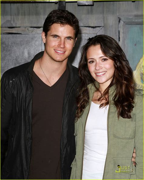 Full Sized Photo Of Italia Ricci Robbie Amell Rango Italia Ricci Robbie Amell Rango