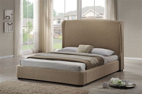 Their characteristic flat tops and vast sleeping areas provide very stable platforms on which mattresses may be placed 3. Extravagant Wood Modern Platform Bed San Francisco California WSISHE