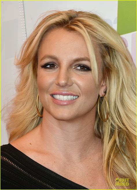Britney Spears Pictures 2013 Celebrity Magazine