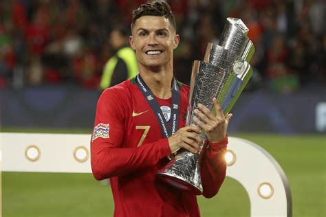 It is praiseworthy that cristiano ronaldo has accumulated a net worth of $500 million. Cristiano Ronaldo Net Worth / Cristiano Ronaldo — Celeb ...