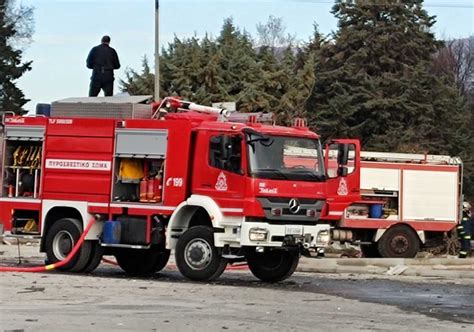 Όλες οι ειδήσεις, τα τελευταία νέα και η επικαιρότητα από το πιο αποκαλυπτικό ειδησεογραφικό site. Θρίλερ στη Κερατέα: Αυτοκίνητο κρέμεται σε γκρεμό στην ...