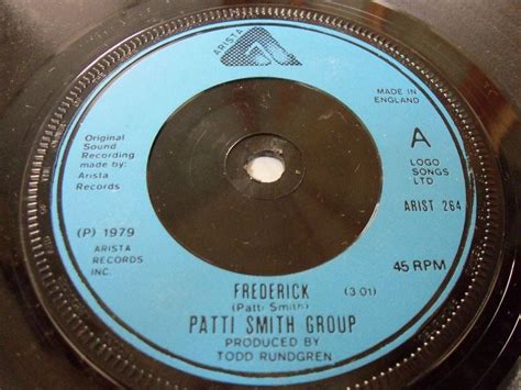 patti smith group frederick 7 inch single top hat records