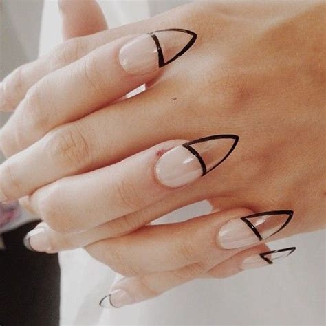 33 Clear Nail Designs To Get A Simple Yet Gorgeous Look 2021 Guide