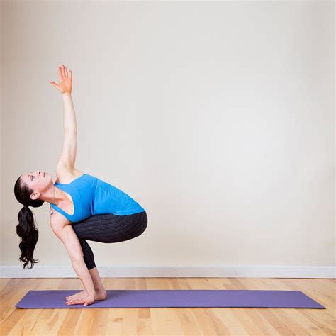 Open Side Fierce Easy Yoga Workouts Yoga Detox Yoga Poses