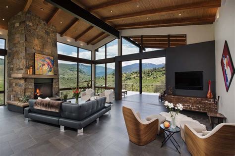 Elegant Mountain Contemporary Home In Colorado Radiates With Warmth