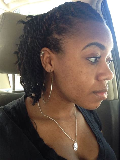 This hairstyle has proved that it can survive the test of time and that it fits almost everyone. Shoulder Length Dreadlocks For Black Women | Hairstylo