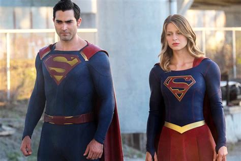 Supergirl And Superman Save The Day In First Season 2 Clip
