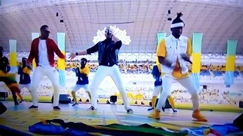 Show Ya Diamond Platnumz Andmohombi Live Performance In Gabon During