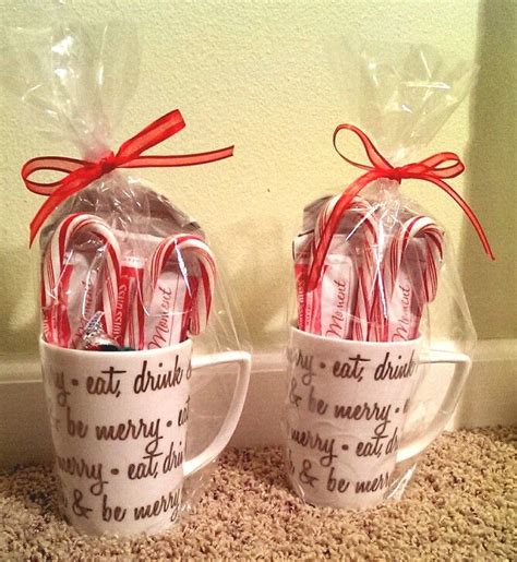 Coffee Mugs Filled With Hot Coco Chocolates And Candy Canes Easy Christmas Ts Coffee