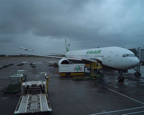 Review Of Eva Air Flight From Taipei To Ho Chi Minh City In Premium Eco
