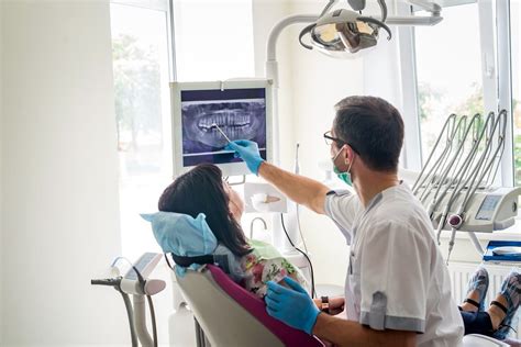 dentist using technology kenosha