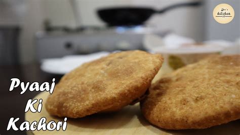 Rajasthanii Pyaz Ki Kachori Recipe Onion Kachori Jaipuri Pyaaz