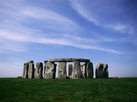 There is no single connection between stonehenge and the maoi. Stonehenge, Easter Island.......... Theories? - AR15.COM