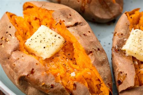 They're the big, tapered ones with dull brown skins. The Sweet Potato Spike - CoryG