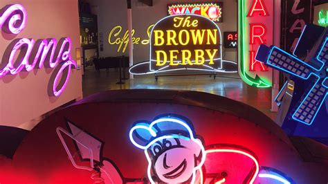 This L A Museum Is Keeping The Dying Art Of Neon Alive