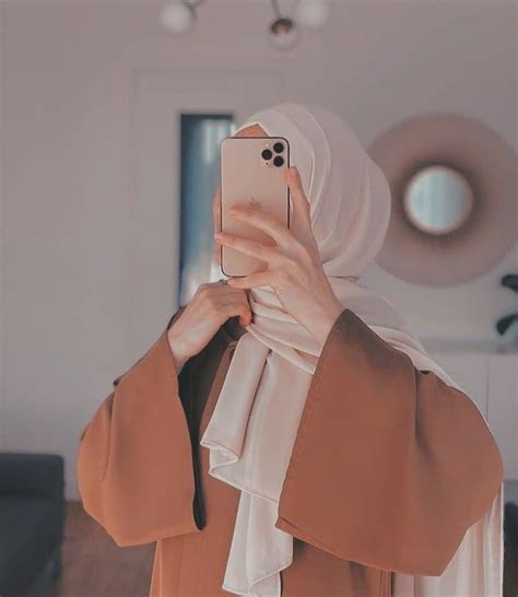 Pin By A I Tuba On ︎h I J A B I Stylish Hijab Hijabi Fashion