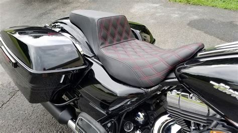 We asked harley renovation experts if there were specific touring seats that they recommended. What Is The Best Harley Davidson Touring Seat