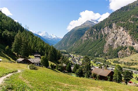 壁紙、スイス、住宅、山、森林、village Randa、アルプス山脈、村、谷、自然、都市、ダウンロード、写真