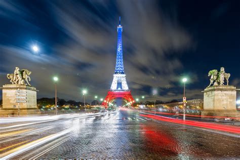 Free Download Eiffel Tower 4k Ultra Hd Wallpaper Background Image