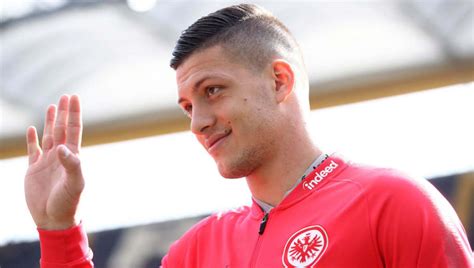 Official website with detailed biography about jović, the real madrid forward, including statistics, photos, videos, facts, goals and more. Luka Jovic to Real Madrid 'a Real Possibility' as Bayern ...