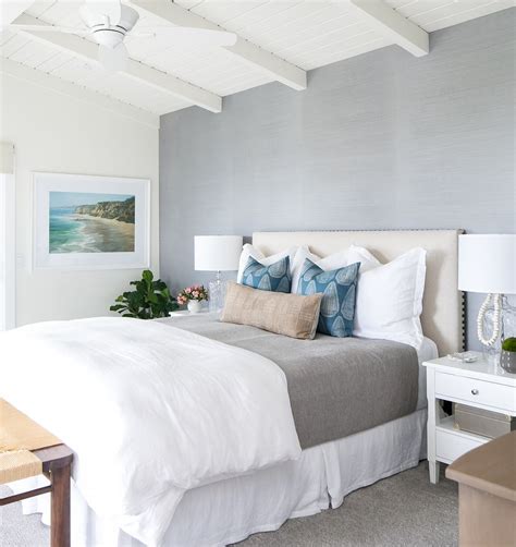 27 Dreamy Coastal Bedroom Decor Ideas