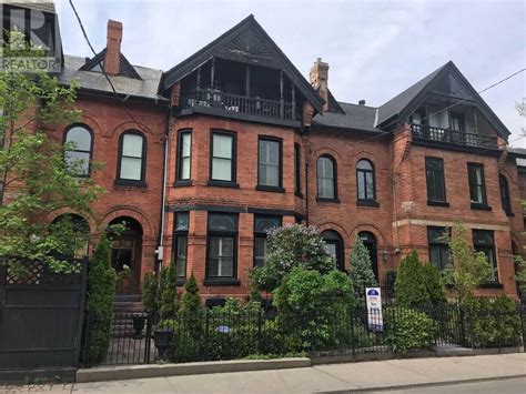 Home Of The Week A Renovated Cabbagetown Heritage House The Globe