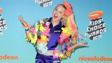 Jojo Siwa Reveals Her True Feelings About Coming Out As Lgbtq