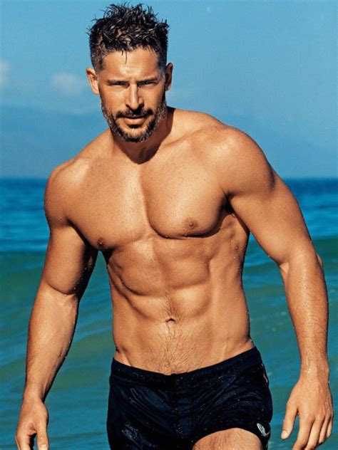 Joe Manganiello Is People S Hottest Bachelor Oh Yes I Am